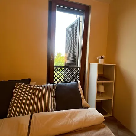 شقة Csopak Strand Apartman تشوباك