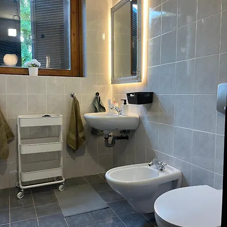 شقة Csopak Strand Apartman تشوباك